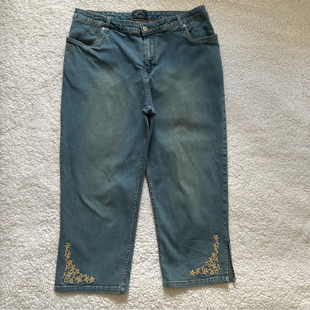 Vintage Sonoma Capri Jeans With Embroidery